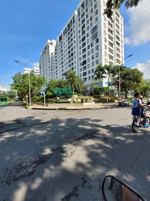 siêu phẩm nhà phố, mặt tiền, khu ven sông, hbc, thủ đức, 90m, 5 tầng, thang máy, giá 14,7 tỷ.