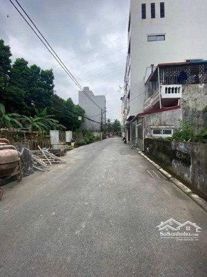 đất phân lô đông ngạc mặt tiền 7m, đường 3 ô tô tránh, vị trí đẹp hiếm có