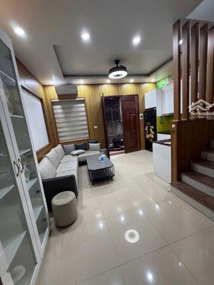 phố phạm văn đồng -30m -6tầng -mặt tiền 4.8m gần ngã tư vàng hồ tùng mậu xuân thuỷ, gần trường