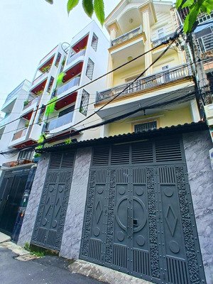 bán gấp nhà 4 tầng, ngang 6.8m siêu hiếm chỉ có 6,65 tỷ, rất hiếm trong khu vực