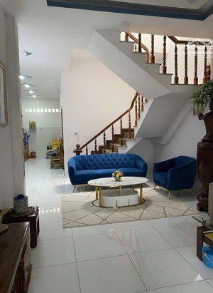 nhà 2 tầng, 108.5m2 - 7.2 tỷ - hẻm xe tải - ngay chợ thạnh xuân - hà huy giáp, q12