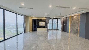 cho thuê căn hộ cao cấp sunshine diamond river .2pn .2wc .diện tích 138m2