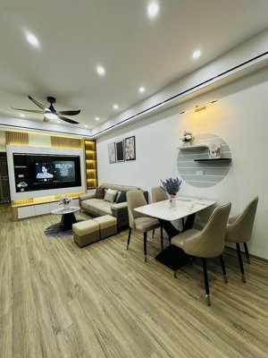 chính chủ bán căn 3pn,2 vs toà hh1a linh đàm, hoàng mai, hà nội,lh: 