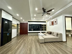 chính chủ bán căn full nội thất 93m2 tk 3pn, 2 vs toà vp3 linh đàm, hoàng mai. lh: 