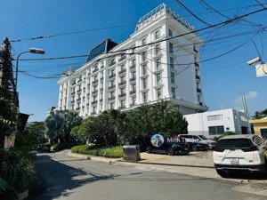 ngay ks 5 sao the mia ! lô góc 2 mt đoàn hữu trưng - xây hầm 7 tầng - 21x35m - giá siêu rẻ 133tr/m2