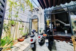 cần bán gấp nhà kiểu pháp - bình trưng đông quận 2, ngang 7m vuông vắn, sổ hồng 8,9 tỷ