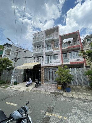 nhà mt đường số 25a khu tên lửa , 4 x 20, 3.5 tấm, giá tốt nhất khu vực 10 tỷ 650. lh : 