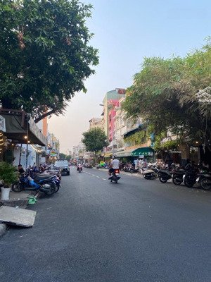 bán nhà quận 8 âu dương lân - hẻm xe ba gác- 55m2 - 5 tầng - chỉ 7.x tỷ