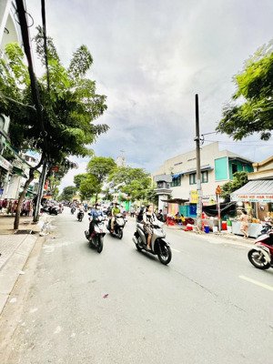 bán nhà mtkd nguyễn xuân khoát ( ngay thống nhất ) dt : 4x13m - lửng 2 lầu - gía : 11.5 tỷ tl