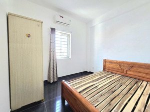 cho thuê 1pn diện tích siêu rộng, máy giặt riêng, trung tâm pn, gần phố ẩm thực phan xích long