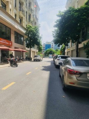 bán gấp nhà phân lô vỉa hè him lam hà đông 55m 7 tầng thang máy kinh doanh đỉnh cao