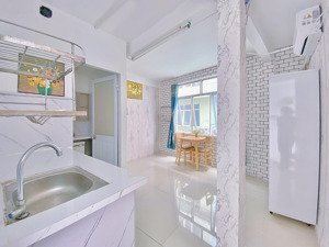 chính chủ cho thuê phòng ban công + cửa sổ