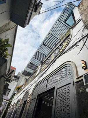 bán nhà hẻm 2,5m sát hẻm xe tải thông đường quang trung, p.10, 10 x 7,5 giá 5.95 tỷ tl