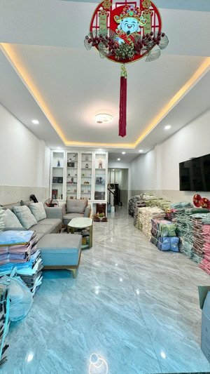 bán nhà riêng 4x16m, 2 tầng - trường chinh thông nguyễn hữu dật, gần mũi tàu cộng hòa - chỉ 5.65 tỷ
