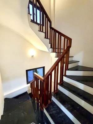 bán nhà khâm thiên - 33m2 - 7,15tỷ - view phố khâm thiên