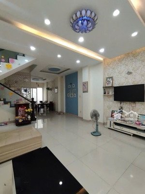 hiếm nhà bán hẻm 214 nguyễn oanh 5 lầu có t.máy 80m2 ngang 4m gần chợ căn cứ 15.7 tỷ. 