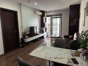 giá:4 tỷ 8x.bán căn rẻ nhất hateco -xuân phương_62m2-2pn-1wc. sổ đỏ đầy đủ. nội thất full cơ bản