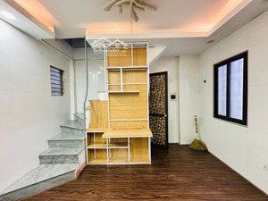 chính chủ bán nhà đẹp lô góc - vài bước ra phố đội cấn - trung tâm ba đình