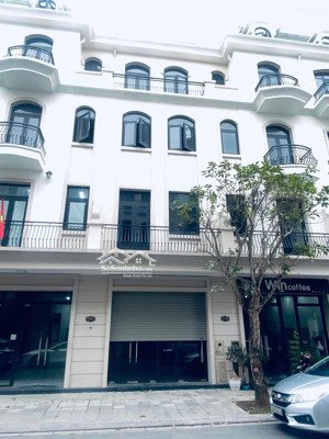 cắt lỗ sâu căn liền kề xẻ khe mặt tiền 6,5m