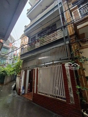 xuân la tây hồ -nhà dân xây - thiết kế hợp lý - thoáng trước sau - ô chờ thang máy - rất gần phố