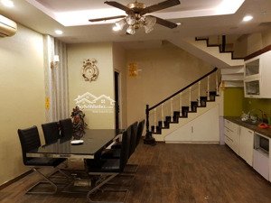 bán nhà riêng tại minh khai, hai bà trưng lô góc 7,68 tỷ, 45m2, 5pn, 4 tầng siêu hot chính chủ