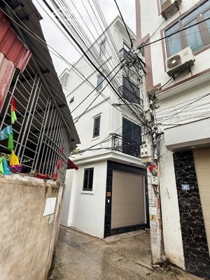 bán nhà lô góc - di ái - chính chủ dân xây - 36m2 - ô tô vào cửa - giá cực chất 6,55 tỷ