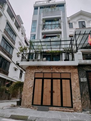 bán nhà phân lô khu đô thị định công, lô góc 2 mặt tiền, 83m, 5t, mt 5m. kinh doanh tốt, ở sướng.