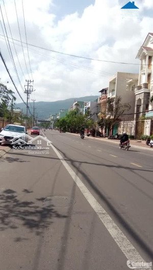 chính chủ cho thuê lô đất 100m2, 2 mặt tiền đường nội bộ khu nguyễn thị định