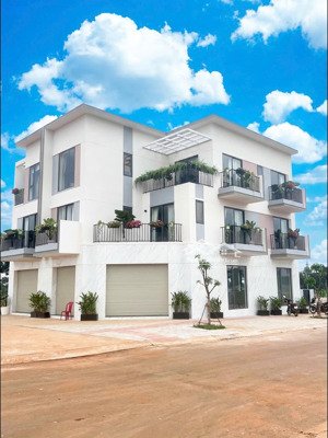 chỉ cần 700tr sở hữu ngay đất nền sổ hồng riêng ngã tư dầu giây, bank cho vay 70% lh: 