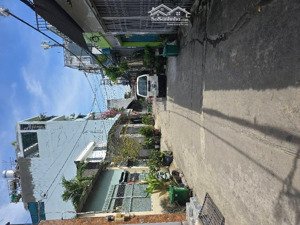 bán gấp nhà, 4 tầng, lê đình cẩn, ngay tên lửa, bình tân, hẻm xe hơi, 4x14 giá chỉ hơn 5 tỷ