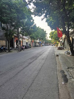 bán 70m2 mặt phố đường vĩnh khang, ngọc hồi, hà nội,kinh doanh siêu đỉnh,xe bus đỗ cổng chỉ 12ty