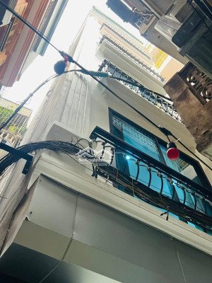 6.88 tỷ - 6 tầng - lô góc - pháo đài láng - ngõ thông - 40m ra ô tô tránh - 4 ngủ khép kín