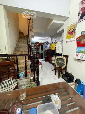 bán nhà đội cấn trung tâm ba đình móng 10 tầng nhà đẹp ở ngay 6 phòng ngủ