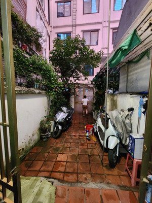 cần tiền bán gấp! bán nhà phố láng hạ 62m2 giá 9.9 tỷ kính mời các ace đầu tư