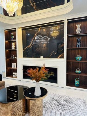 siêu phẩm mặt phố quang trung, hà đông,dt46 x 5 tầng, giá 16.2tỷ, kinh doanh sầm uất. không lỗi