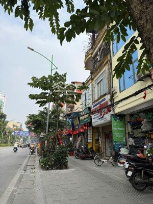 cực kỳ hiếm! bán nhà mặt phố giảng võ chỉ 8.5 tỷ kinh doanh sầm uất, vỉa hè đá bóng