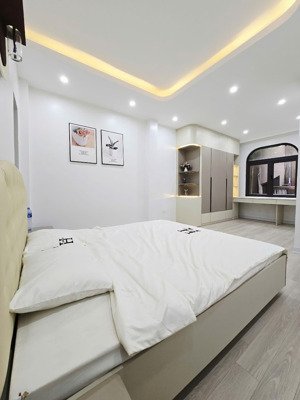bán nhà riêng tại ngõ 178, thái hà, đống đa, hà nội chỉ với giá siêu hời 32 tỷ, 68m2