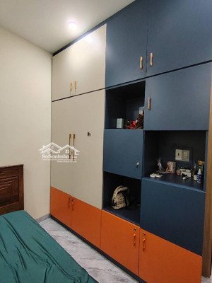 nhà sát mặt tiền trần xuân soạn 2 lầu kiên cố