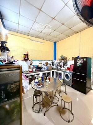 bán đất tặng nhà giá tốt nhất quận 7 trung tâm diện tích 85 m mà 10 tỷ 500