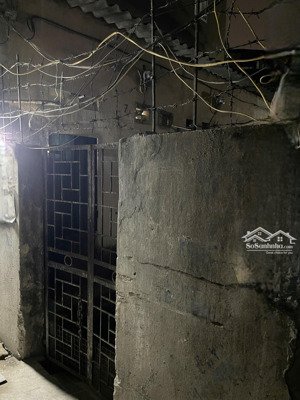 bán đất lạc long quân tây hồ cầu giấy 50m 12,5tỷ ngõ ba gác, gần mặt phố, hiện trạng c4