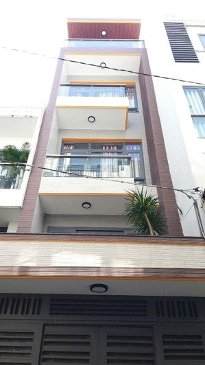 bán nhà đường 6m út tịch - p.4 - tân bình. giá 3tỷ920. đang cho thuê 28tr. gần bệnh viện thống nhất