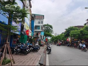 mặt phố thái thịnh , đống đa.dt 65m2 6t mặt tiền 3,5m giá 37 tỷ .lh 