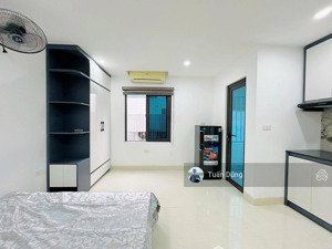 tòa chdv tôn thất tùng, 78m2, 19 phòng, doanh thu 90tr/tháng, đủ pccc, sẵn nội thất, ngõ thông rộng