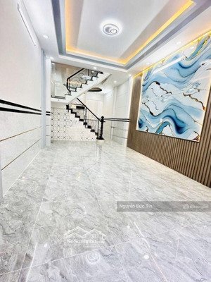 [độc quyền] nhà 3 tầng ngay lê văn quới - hẻm xe hơi 6m - ngay ngã tư 4 xã - 4m x 13m - chỉ: 5.9 tỷ