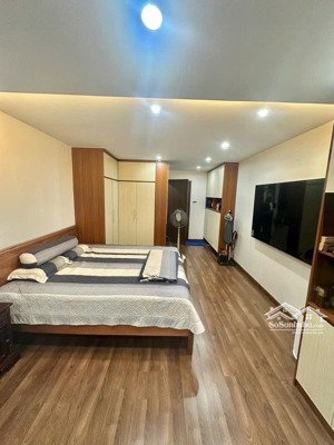 nhà đẹp-lạc long quân-dân xây - nở hậu - thông số vàng - vài bước ra ô tô- ngõ thông -giá 13,3 tỷ