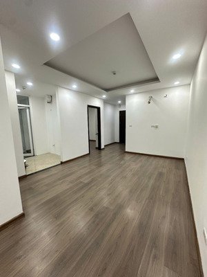 cần tiền bán gấp chung cư a10 nam trung yên nguyễn chánh cầu giấy 68m 2n1w full nội thất nhỉnh 7 tỷ