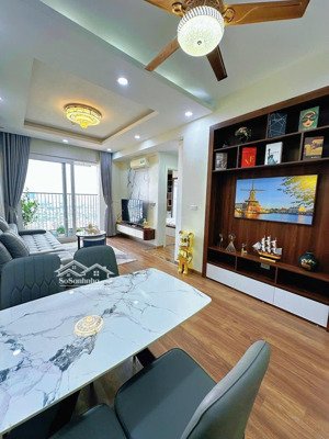 chính chủ bán gấp 105m ở brg diamond residence giá 13,9 tỷ