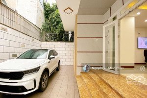 biệt thự 4 tầng khu vip thăng long p4 tân bình.dt 7mx21m.ngay sân bay tân sơn nhất.chỉ 23.5 tỷ tl