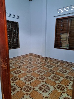 cho thuê nhà 1 trệt 2 lầu mặt tiền đường bắc sơn, p.vĩnh hải, nha trang