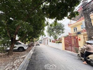 ô tô vào đất-bv nhiệt đới cách 300m-đường ô tô tránh cách 20m-chợ mun cách 400m-kcn bắc thăng lon